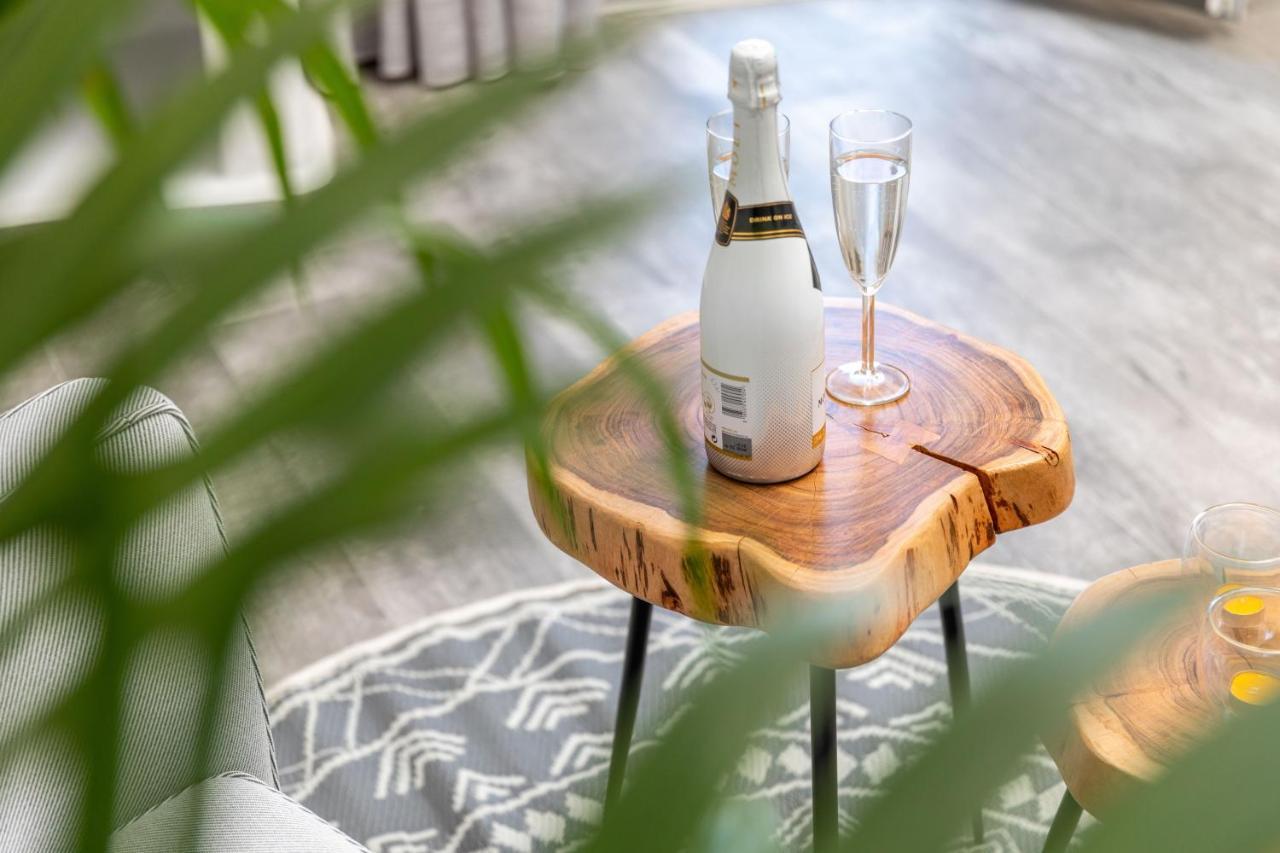 El_Puerto Luxury Port Suites Naxos City Εξωτερικό φωτογραφία